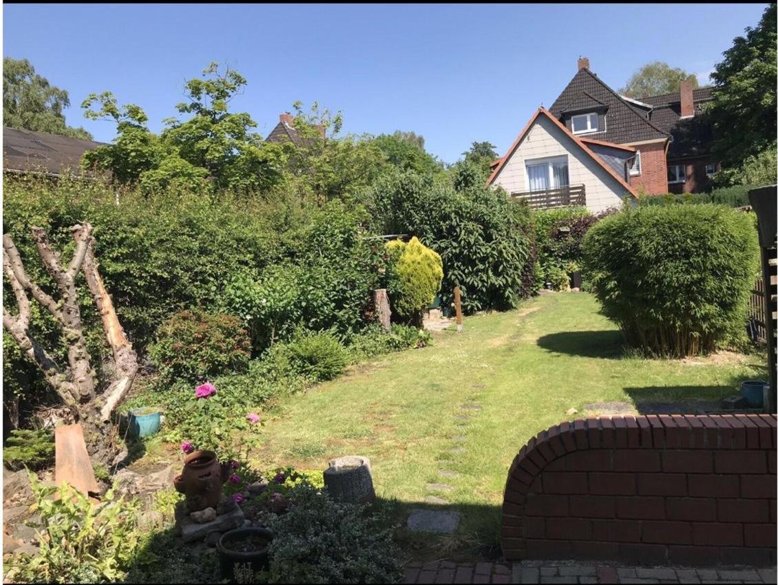 Dat Sottje Huus Wilhelmshaven Exterior foto