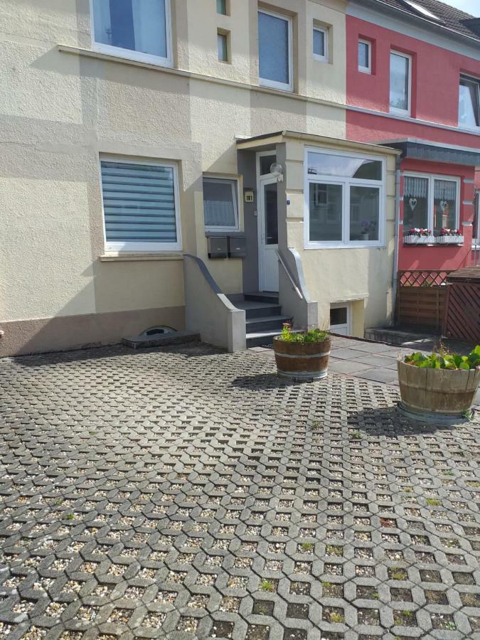 Dat Sottje Huus Wilhelmshaven Exterior foto